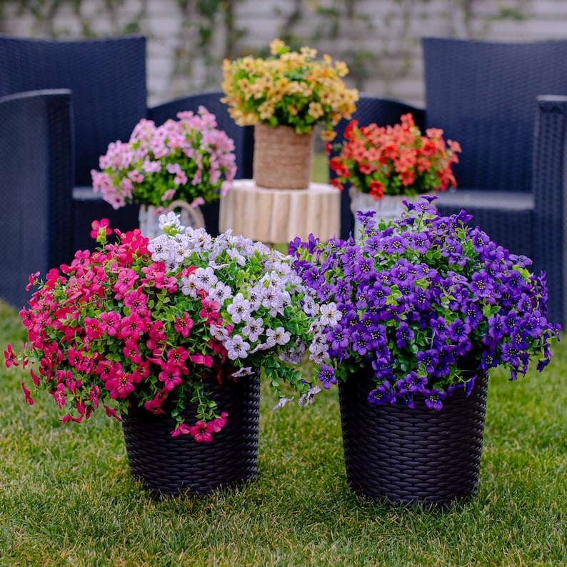 Hedgehollow™ – UV-Resistant Lifelike Artificial Outdoor Flowers + 50% OFF