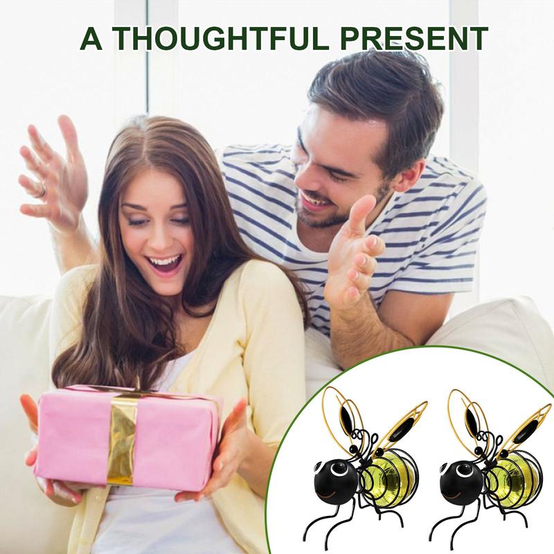 Honeyglow™ – Solar Hanging Bee Lights with Auto Dusk-to-Dawn Glow (Waterproof Garden Decor) + 50% OFF